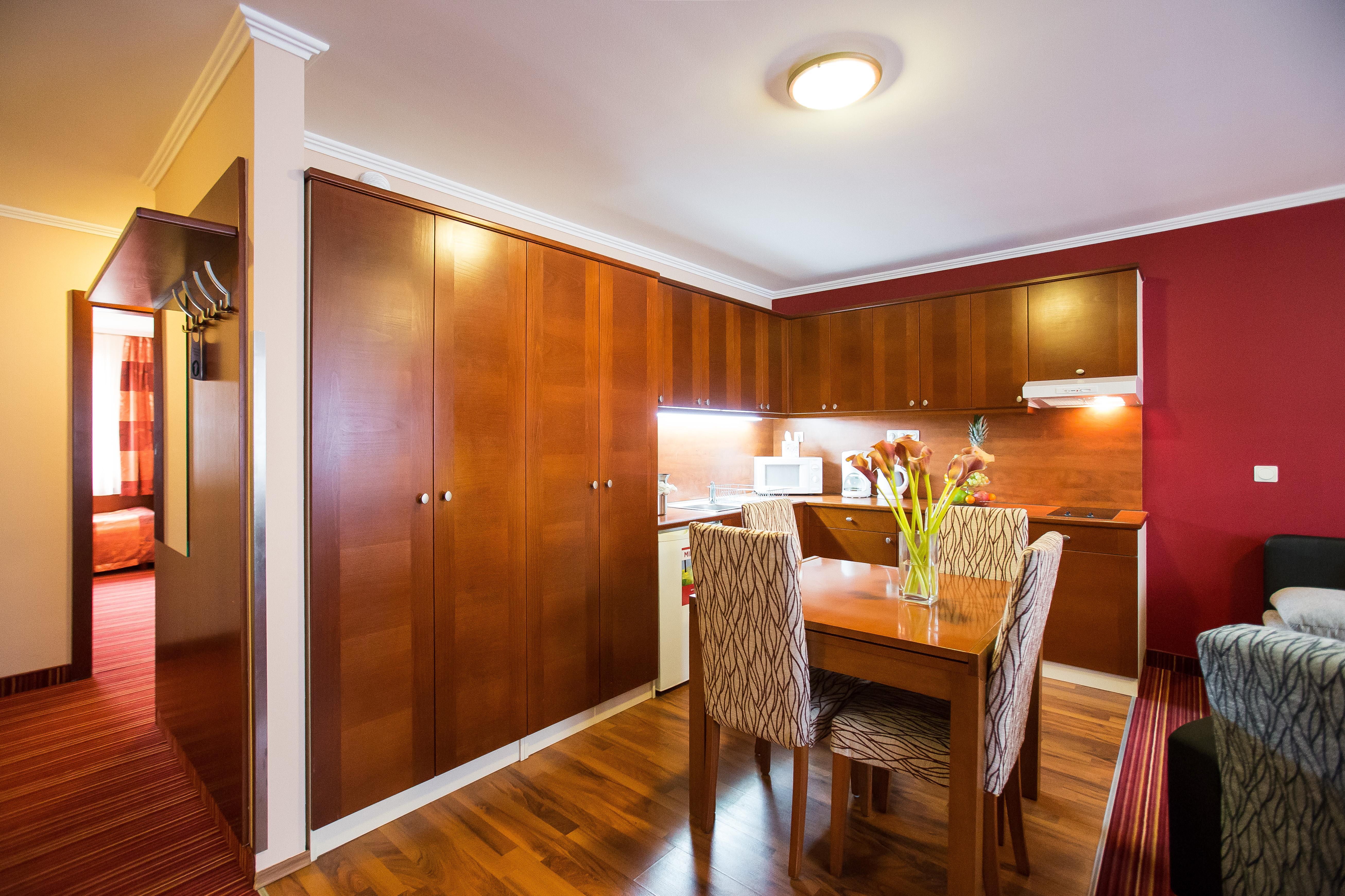 City Home Budapest Hotel apartamentowy 4*